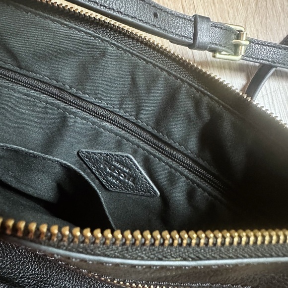 Fossil Sidebag w/ Strap - Picture 6 of 6